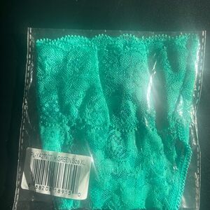 Elegant Green Lace Women's Accessory